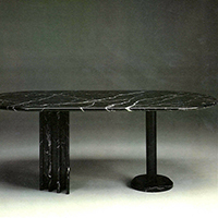 'Pompeo' - Tavolo in
marmo con 2 basi- Porcinai/Pratelli - Valdera marmi - 1989